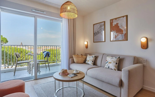 Apartment in Royan Near Sandy Beaches