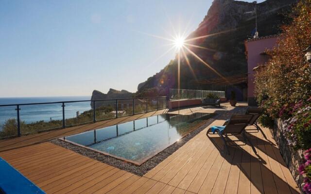 Villa The Phoenix with Private Swimming