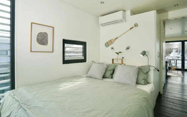 Houseboat in Boltenhagen