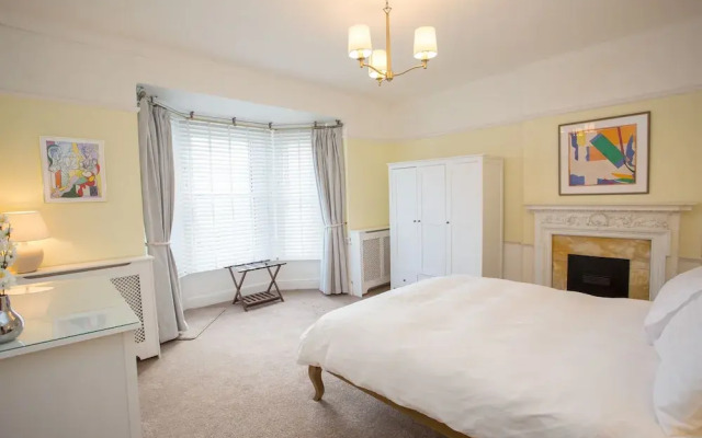 The Old Coastguard House