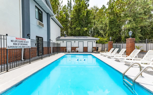 Travelodge by Wyndham Knoxville East