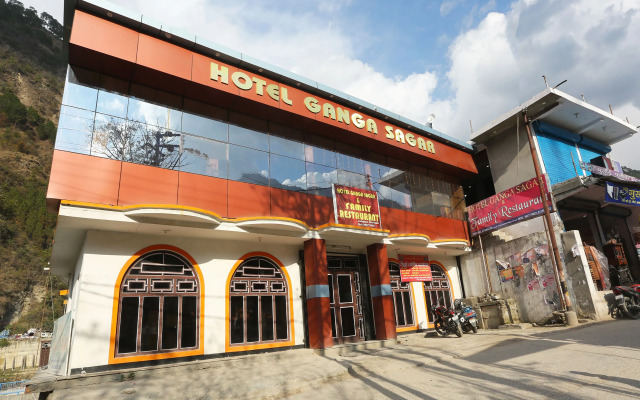 OYO 28260 Hotel Ganga Sagar