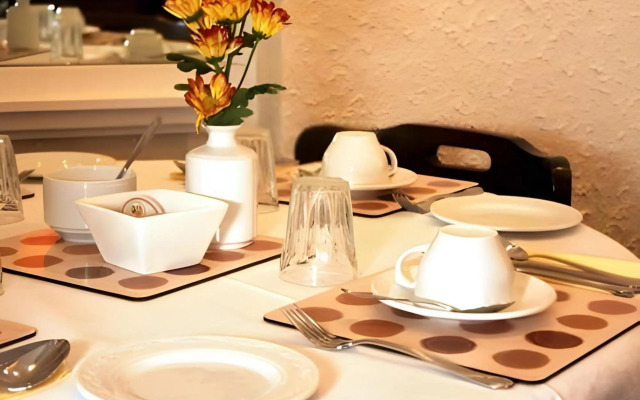 Trelinda Hotel