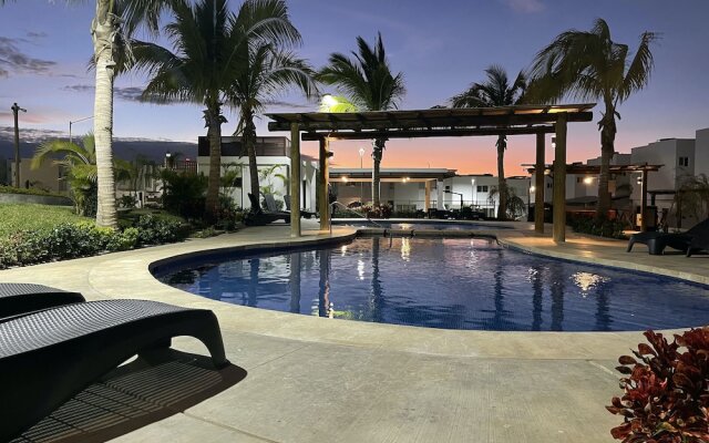1537 Casa Las Conchas