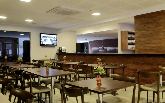 San Marino Suite Hotel