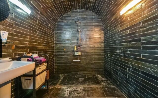 St Leonards Seaside Apartment