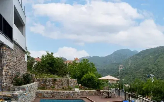 Beiqi Mountain Courtyard · Habitat Scenic Mountain Lodge (Huanshan Lake)