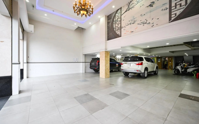 Sky Star Hotel