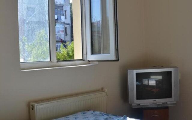 Almaz Hostel