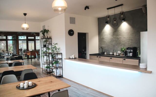 Atlas Hotel Garni