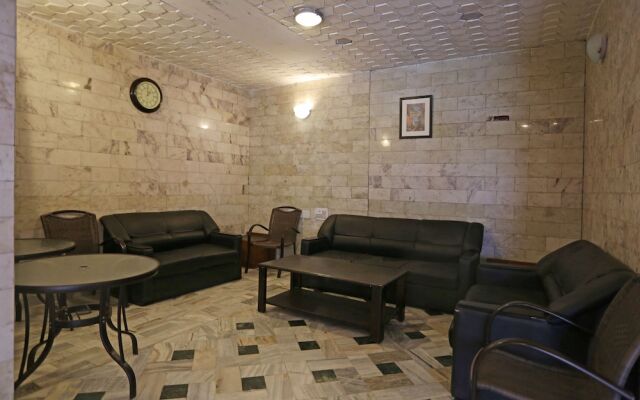 OYO 10959 Hotel Langdale Manor