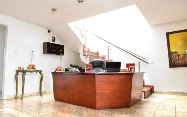 CM House - Hotel Moreno