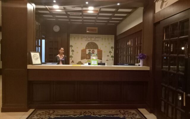 Iris House Hotel