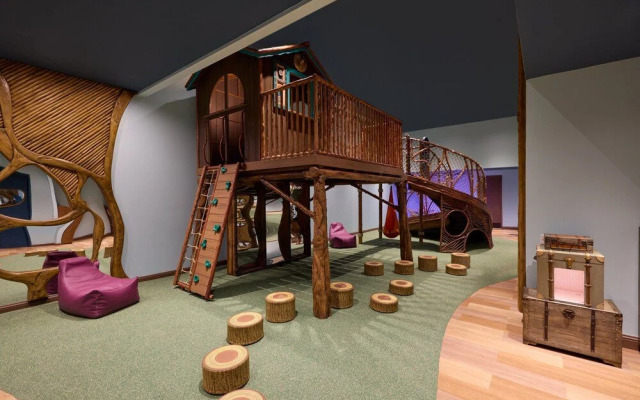 The Boca Raton, Bungalows