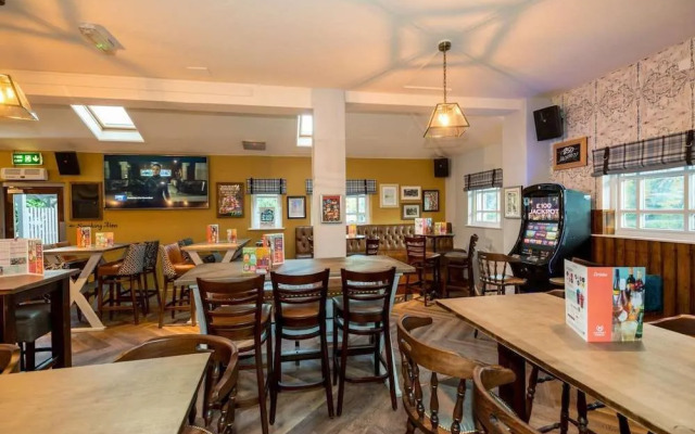 The Wee Waif Reading by Greene King Inns