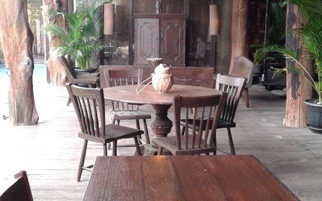 Rustic Hut in Seminyak Bali