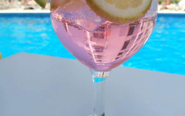 Nereida Aparthotel