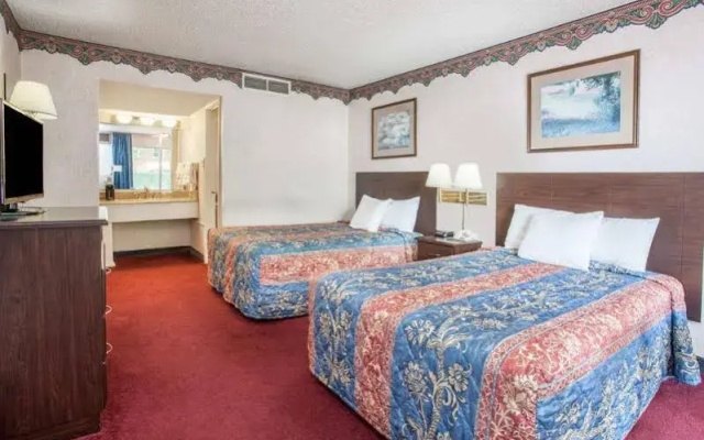 Days Inn St Joseph