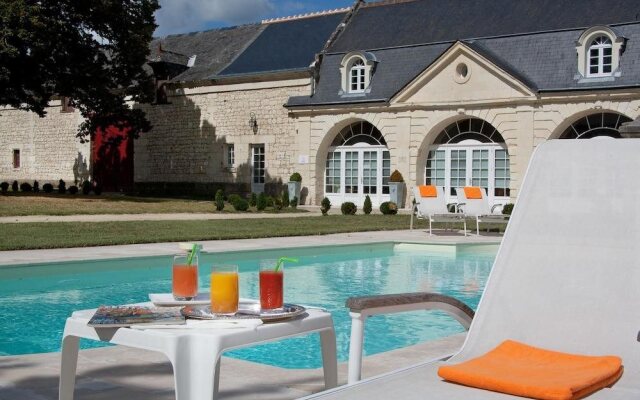 Manoir De Restigne