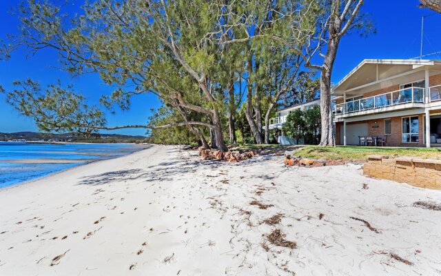 Sandranch, 123 Foreshore Drive