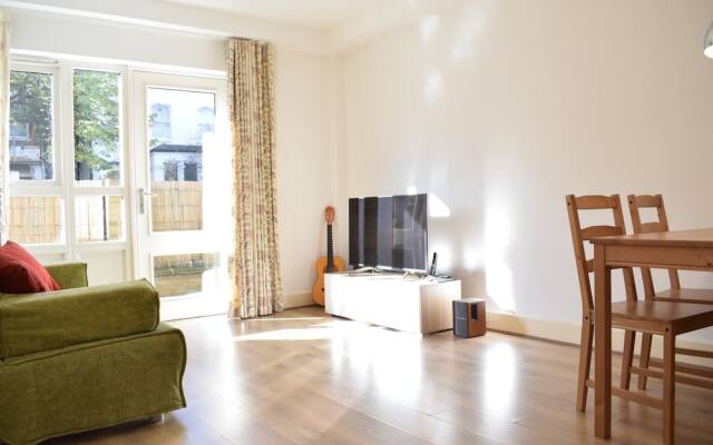 Bright 1 Bedroom Apartment in Finsbury Park