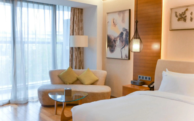 Holiday Inn Nanjing Xuanwu Lake by IHG