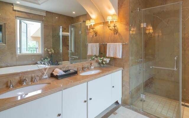 Qingdao Qiulin Hotel