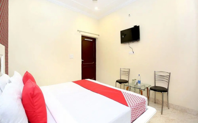 Hotel Adarsh By OYO Rooms