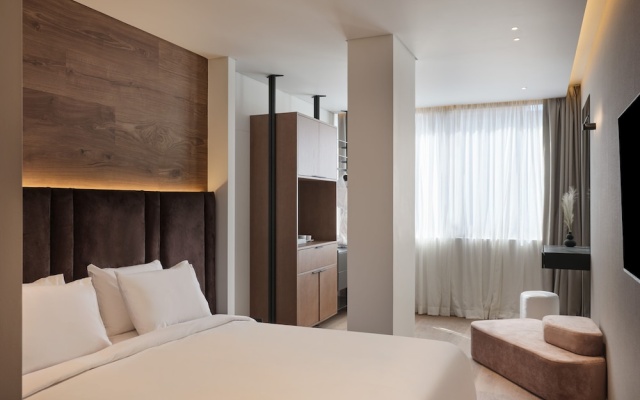 Blanco Athens Aparthotel