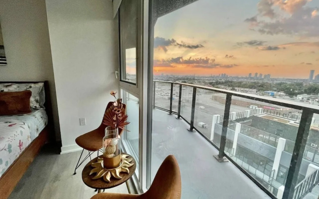 Waterfront York Blvd