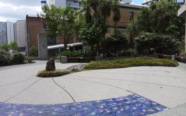 Luxury Apartment at Hobson Gardens
