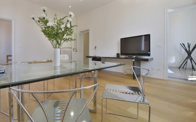 Central Design Apartment