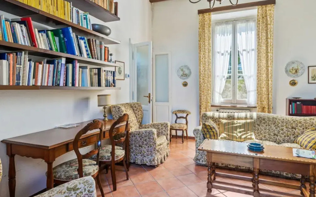 Quaint Holiday Home in Meina with Garden
