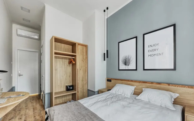 Wine & Pillow Hotel by Frapolli