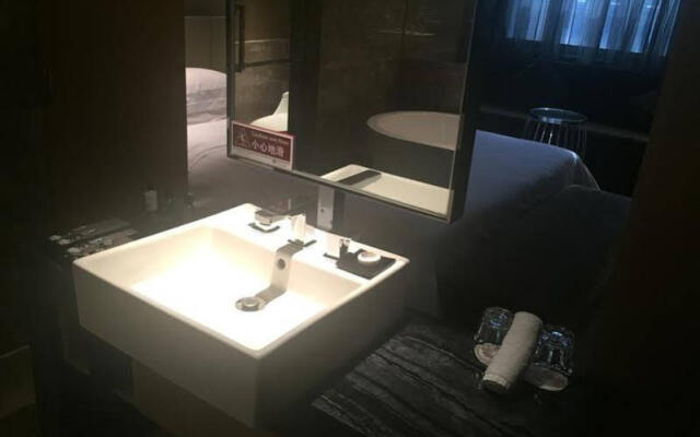 Ramada Xian Bell Tower