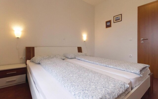 Amazing Home in Barbat With Wifi and 7 Bedrooms