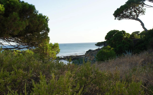 Luxurious T2 apartment, Olhos Dagua