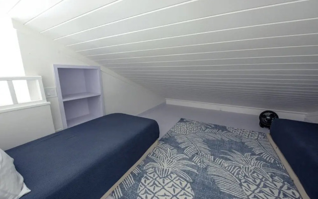 Lavender Beach House 2 Bedroom Home