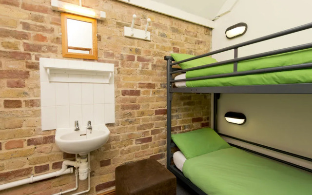 YHA Medway - Hostel