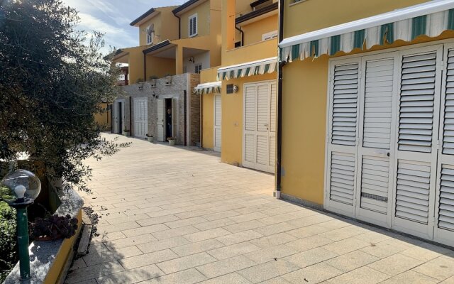 Residence Giallo San Teodoro