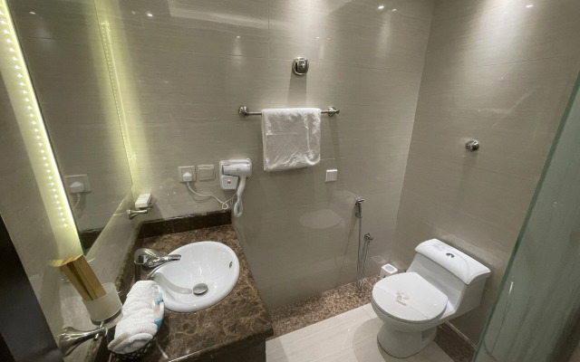 Private Luxury Suites - Al Hamra