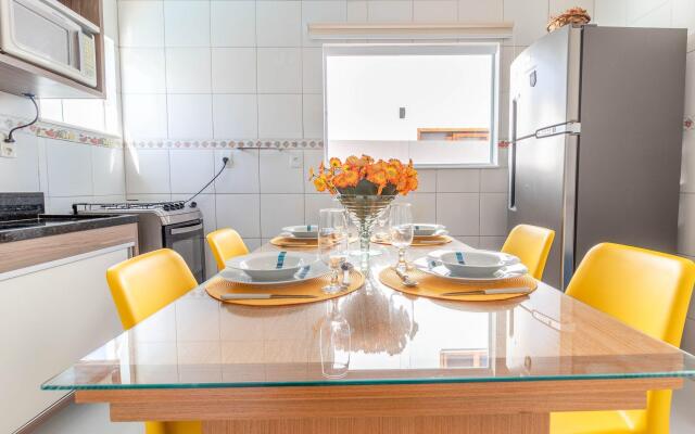 GB07 Ótima Casa 4 Suítes com Piscina em Guarajuba