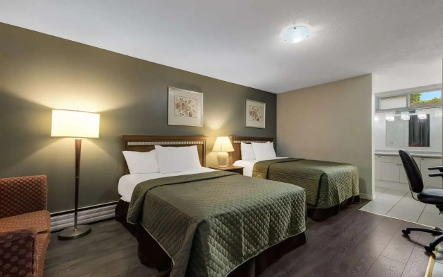 Knights Inn Burlington, ON