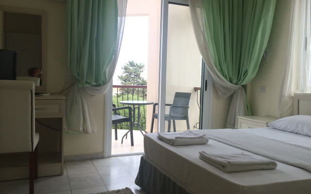 The Prince Inn Hotel & Villas