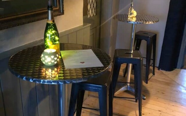 George Tearoom Felton