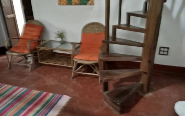 Chikoo House