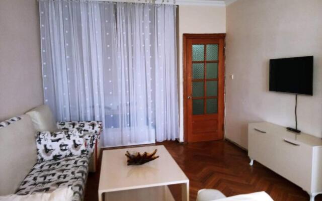 apartment on melashvili 4 old batumi