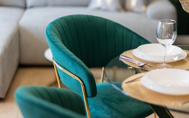 Dark Green Apartment by Renters