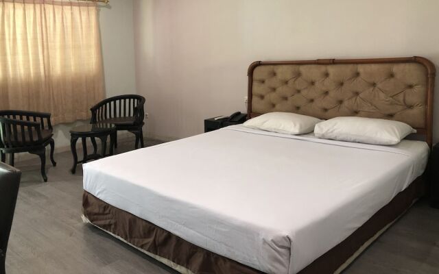 ZEN Rooms Sedati Juanda