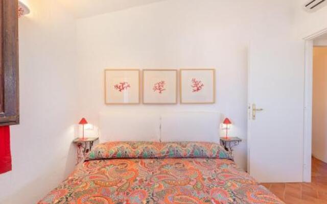 Piazzetta dei Pini LC-30